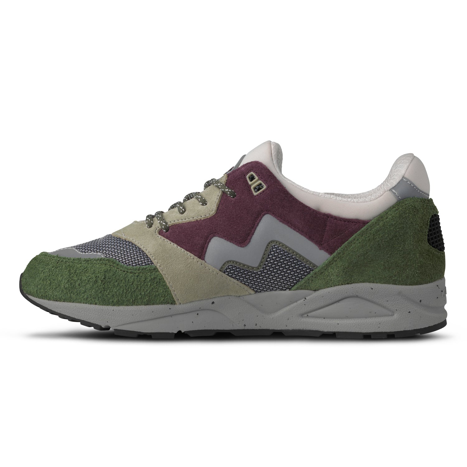 Aria 95 Trainers Aqua Bronze Green / Fig