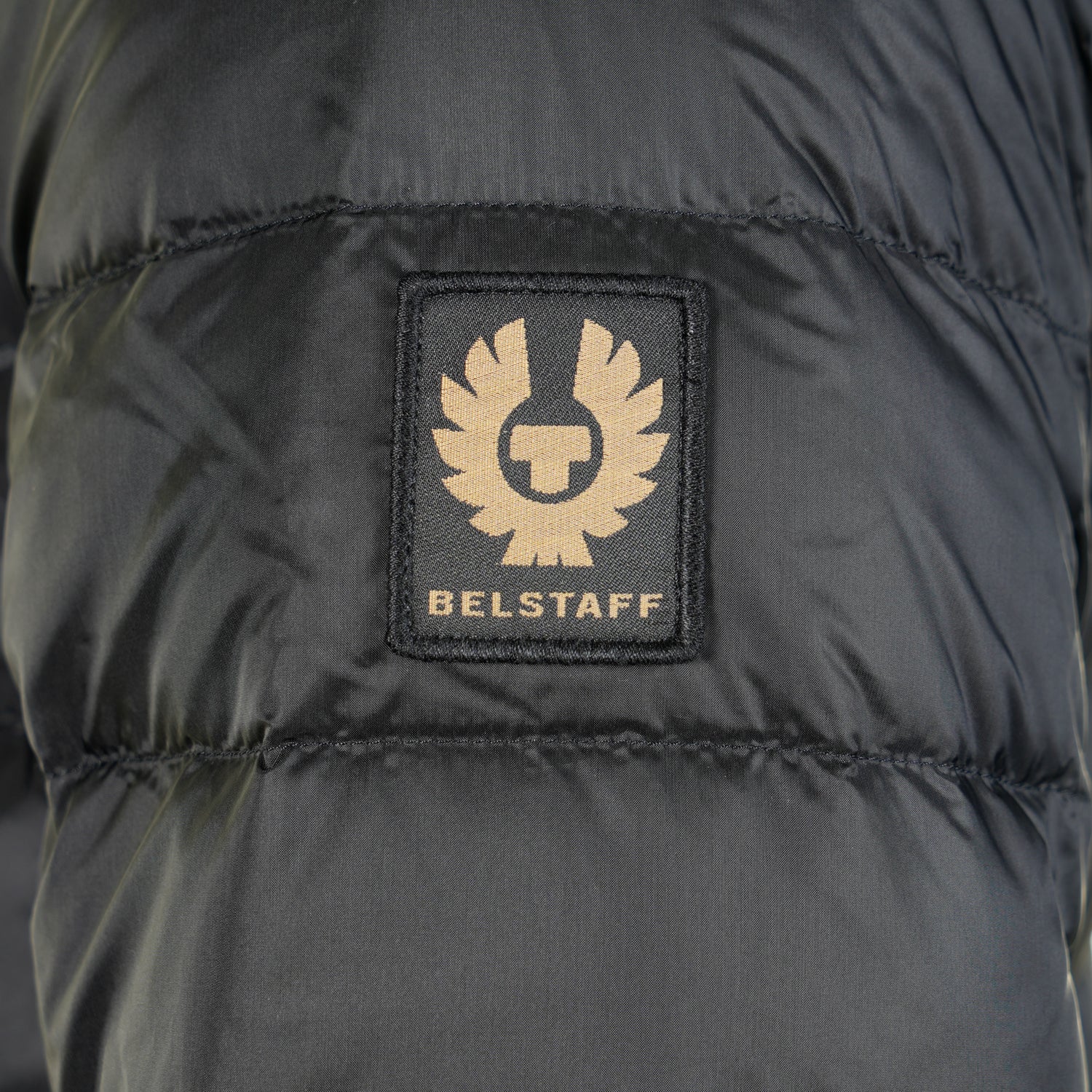 Control Jacket Black