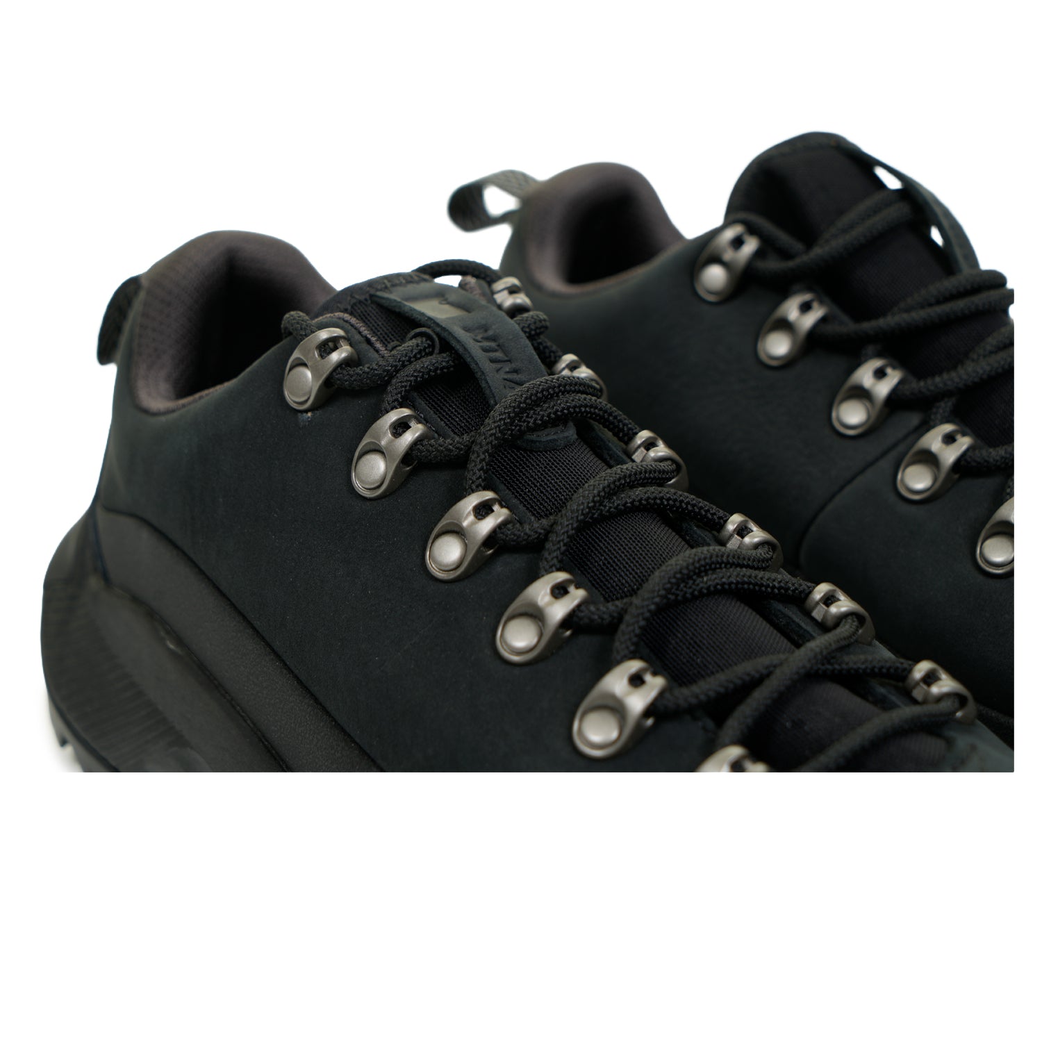 MTN45 Low Jet Black