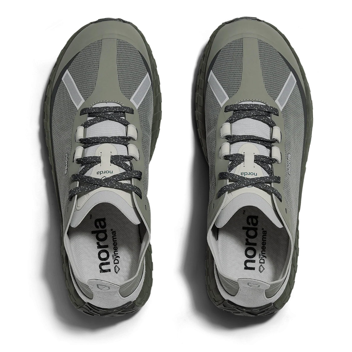 001A Trainers Serpentine