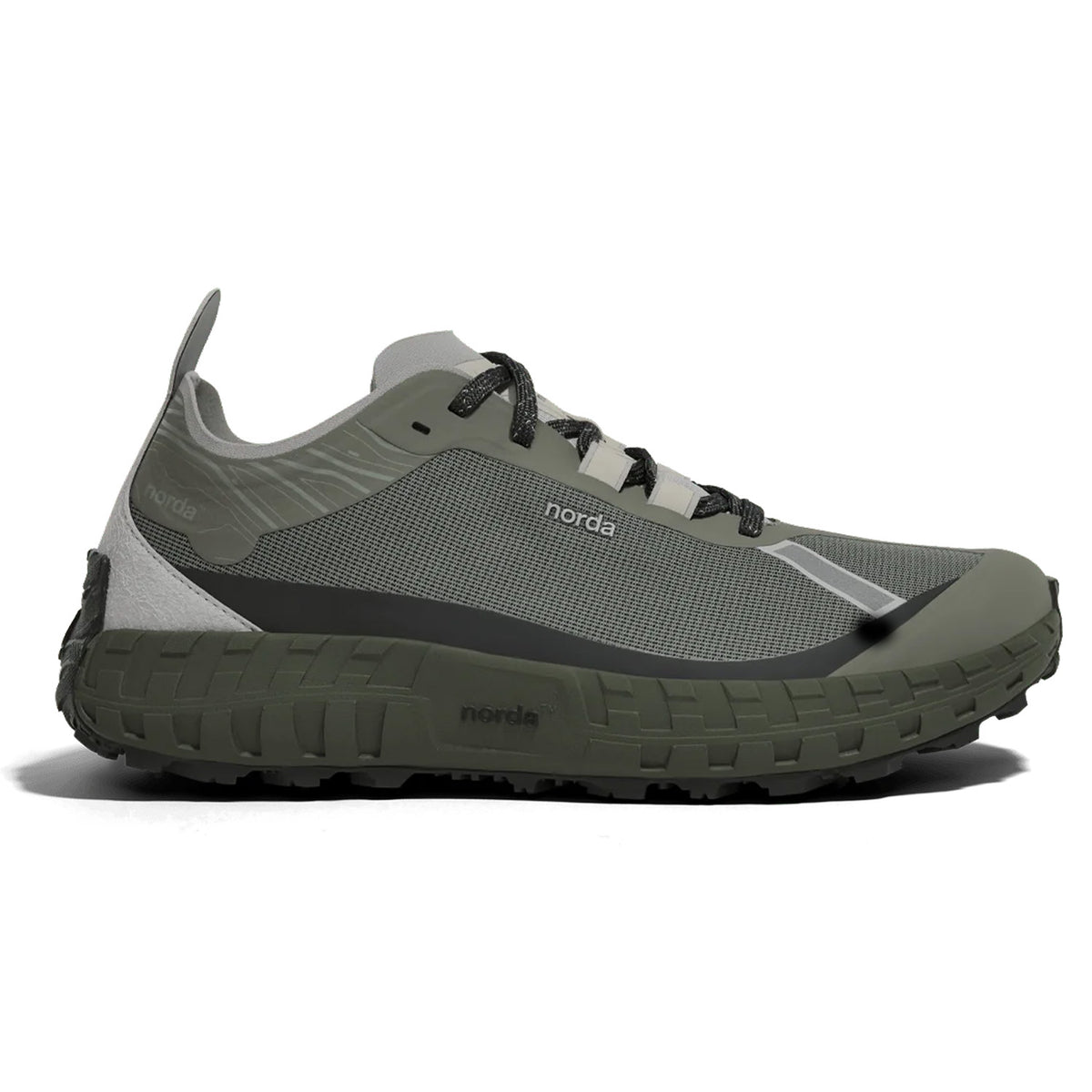 001A Trainers Serpentine