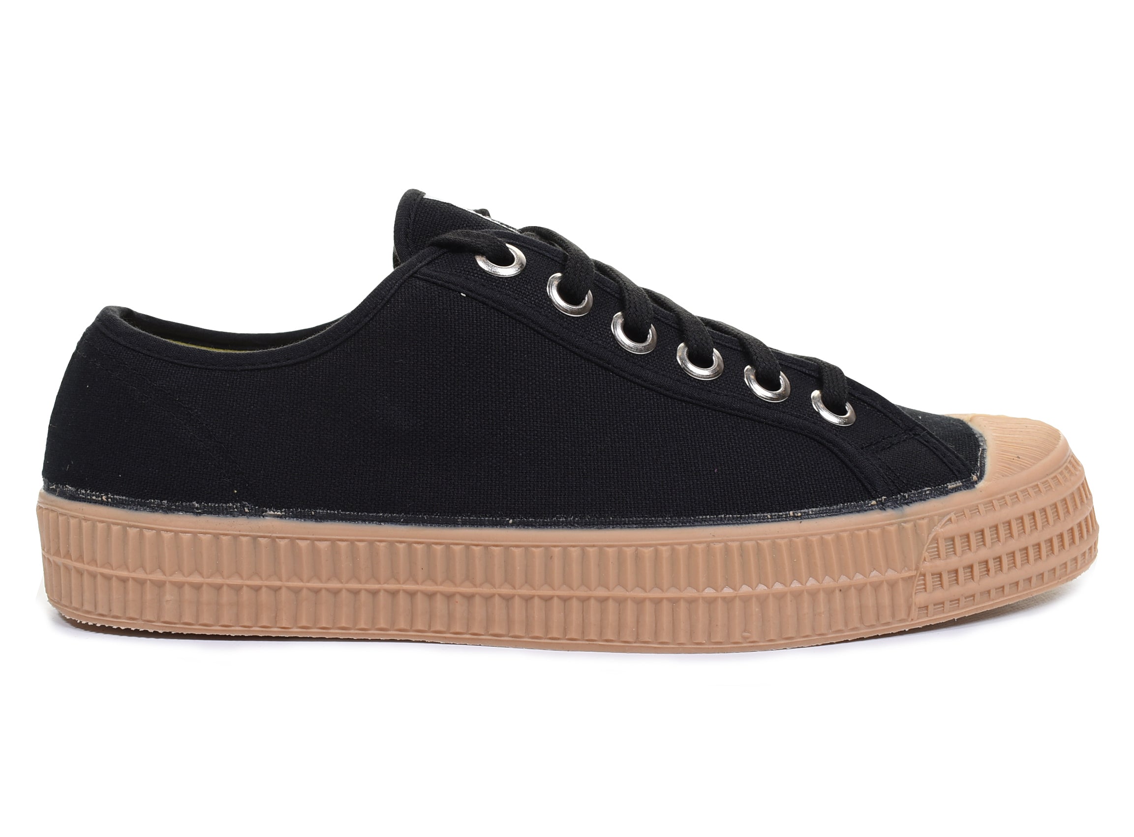 Novesta Star Master for men in Black