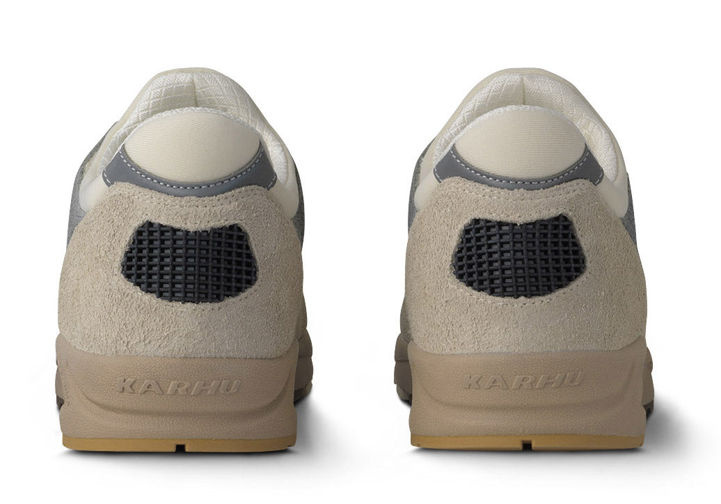 Aria 95 Trainers Molkky Collab Turtledove / Iceberg Green