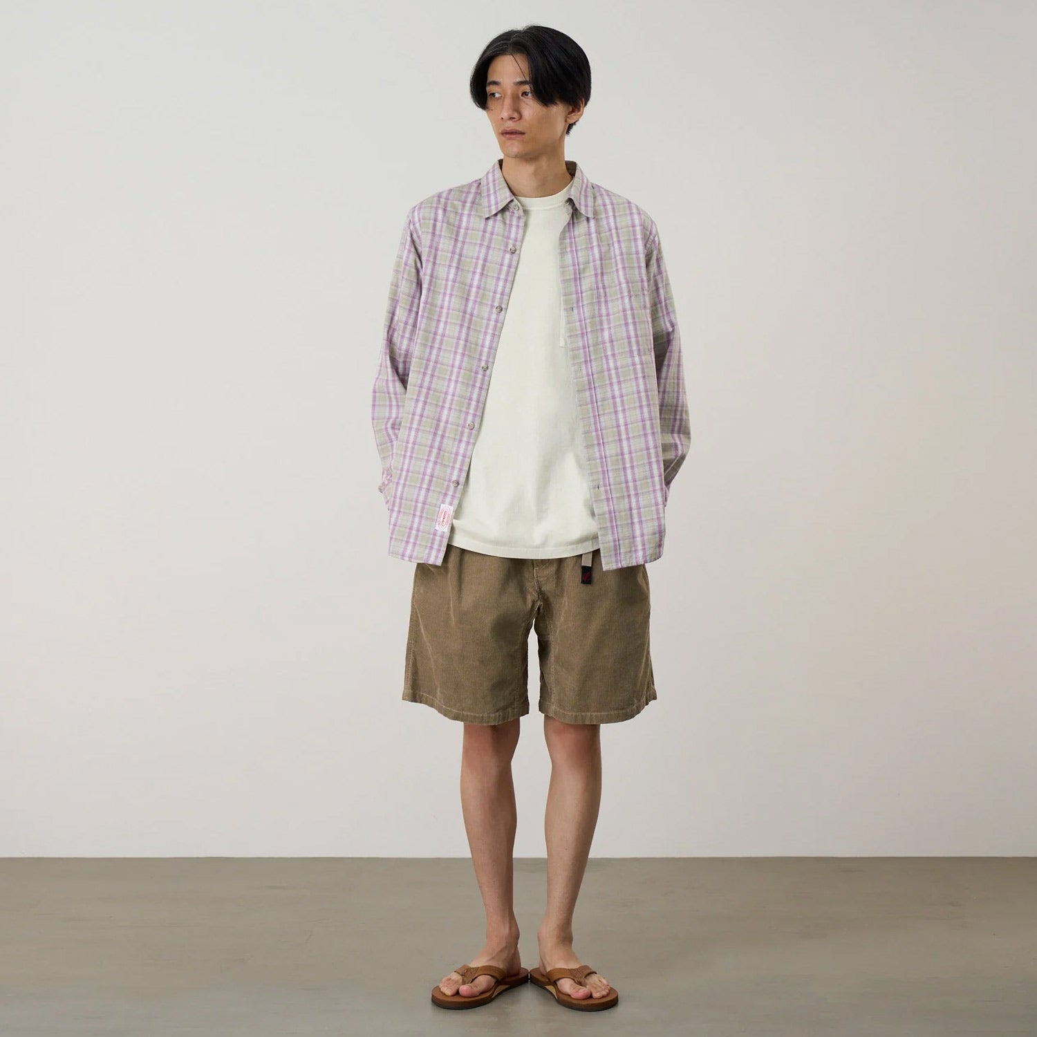 model wearing Gramicci Corduroy G Short Beige