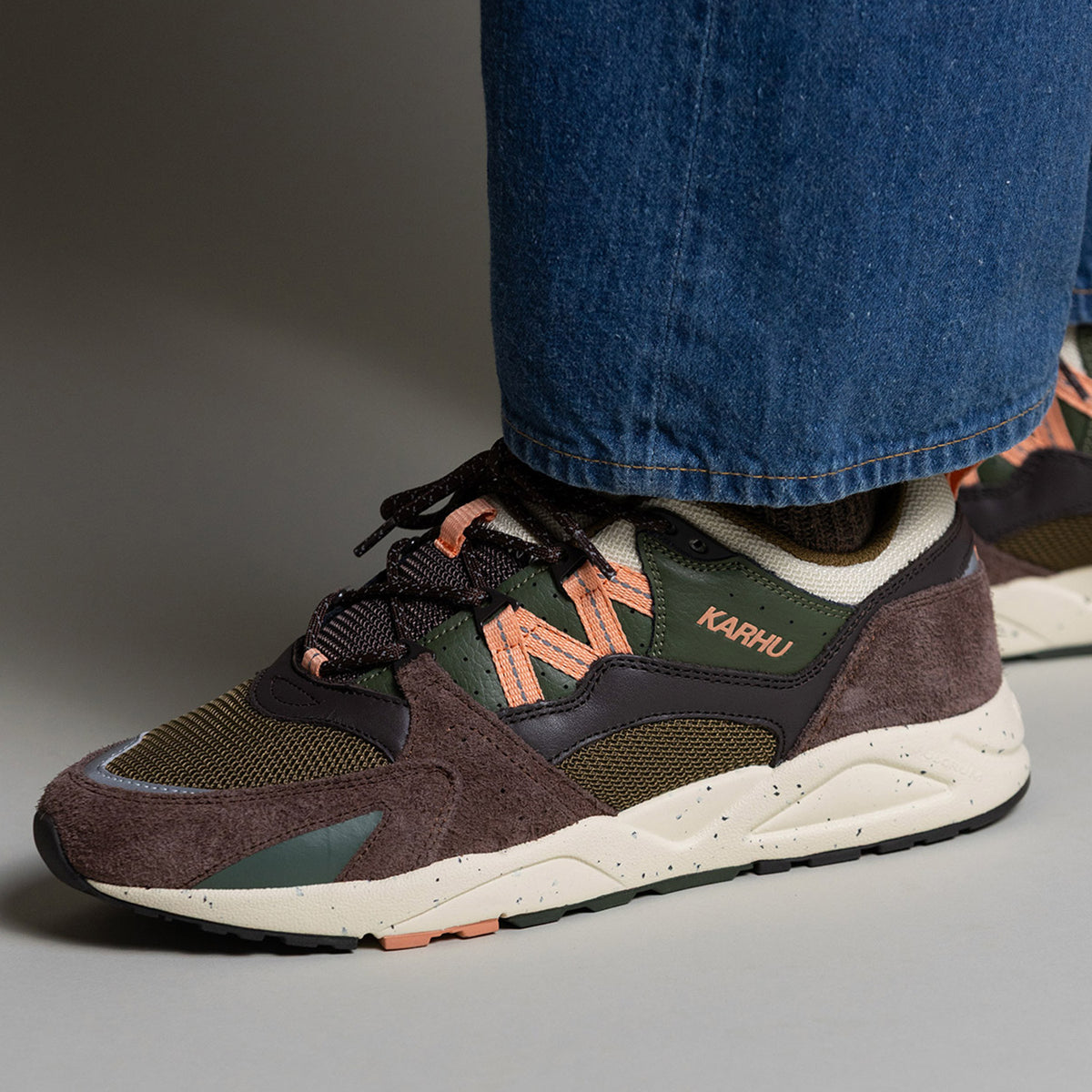 Fusion 2.0 Trainers Shaved Chocolate / Peach Bloom