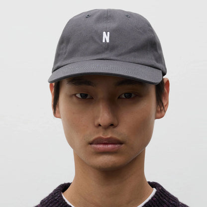 Twill Sports Cap Magnet Grey