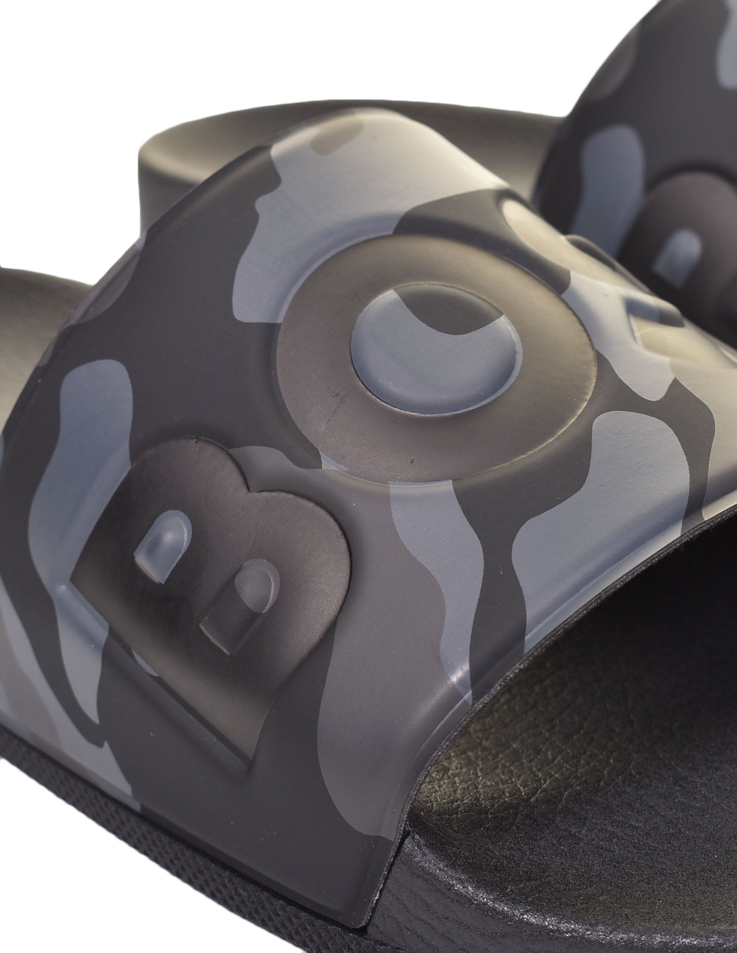 Aryeh Slide Camo Dark Grey