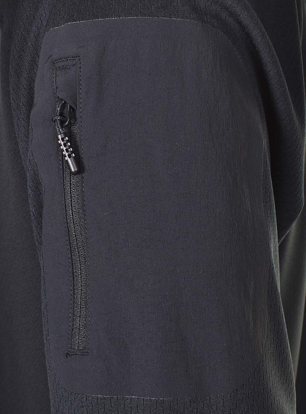 Long Sleeve Tech Knit 1/4 Zip Black