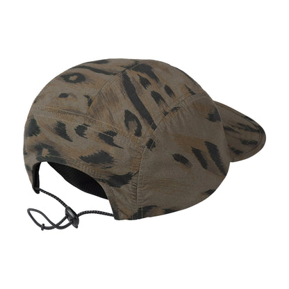 Travon Cap Duck Feather Print